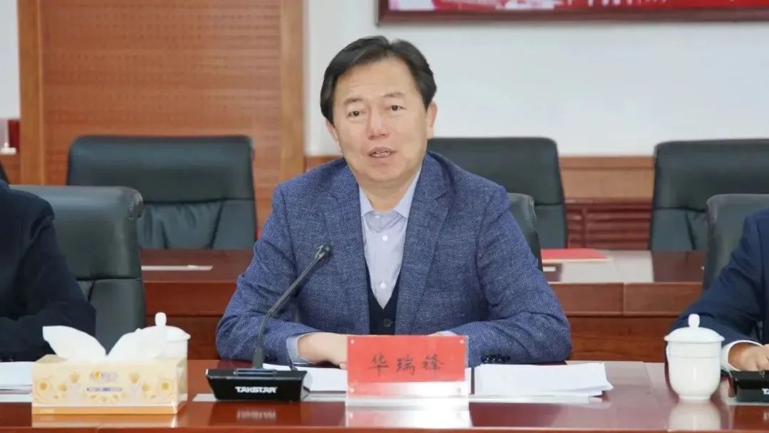 自治区科技厅与鄂尔多斯市政府座谈相关图片